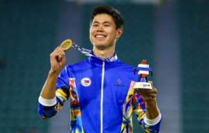 UNBEATABLE. Pole vaulter Ernest John Obiena won his fourth consecutive SEA Games gold medal at the Suphachalasai National Stadium in Thailand on Wednesday (Dec. 17, 2025) night. The Philippines collected a total of 31 medals. (POC Media Pool photo)